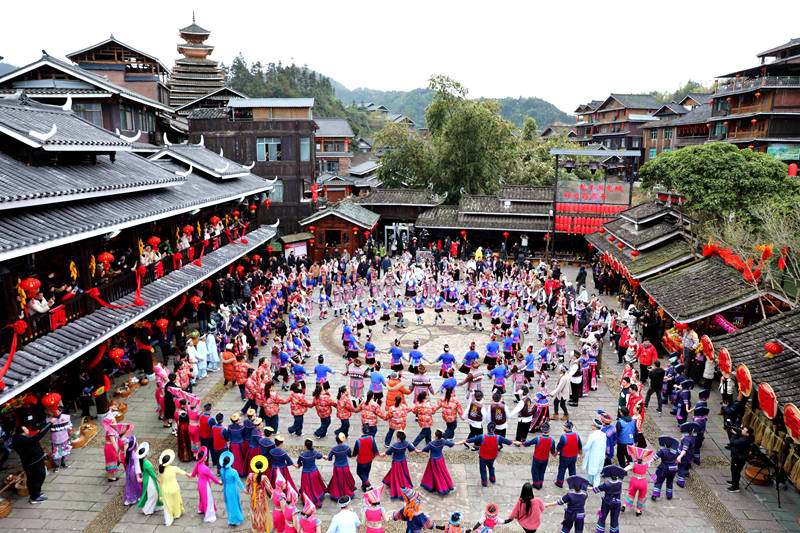 2024年全国春节“村晚”主会场活动在程阳八寨景区精彩上演。广西旅发集团供图