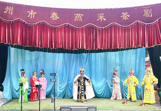 采茶戏演出。刘艳艳摄
