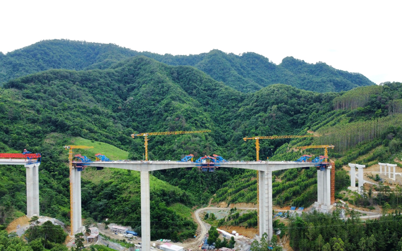 雅长二号大桥。